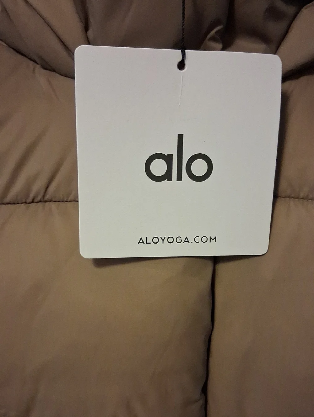 ALO Yoga Puffer Vest in Brown